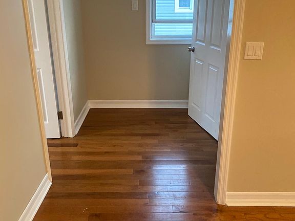 4th image of 153 Emporia Ave Floor 2