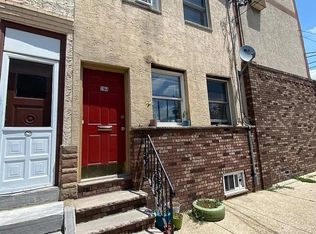 1103 Mifflin St APT 1, Philadelphia, PA 19148