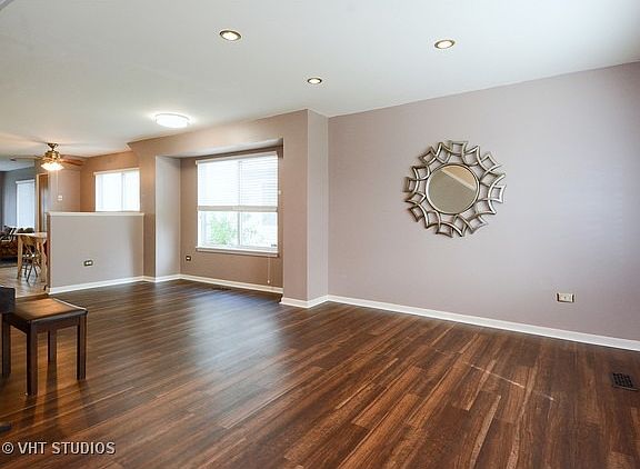3rd image of 2475 Hillsboro Ln