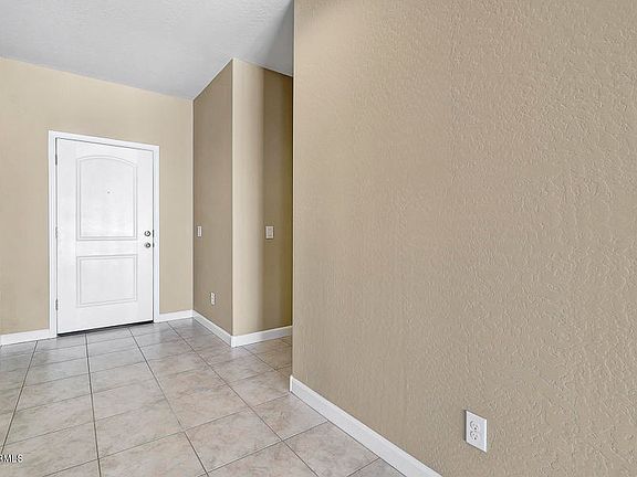 4th image of 30638 W Mulberry Dr