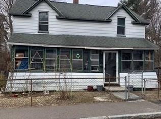 20 Pine St, Westhampton, MA 01027