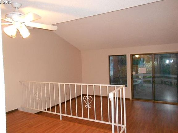 5th image of 5719 NE Hazel Dell Ave APT G