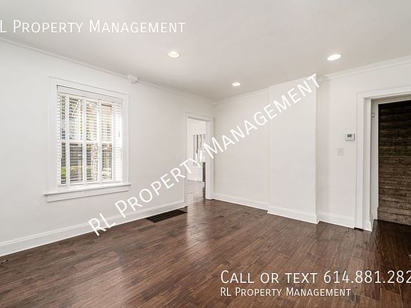 3rd image of 25 S Riverview St