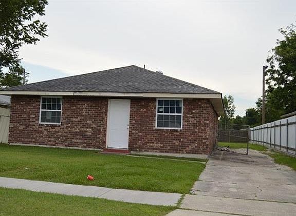 2nd image of 1325 Green Ave