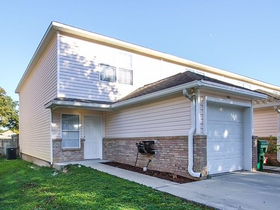 2nd image of 981 Scenic Oak Ln