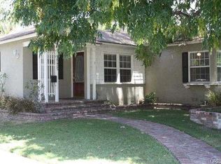 18425 Erwin St, Reseda, CA 91335