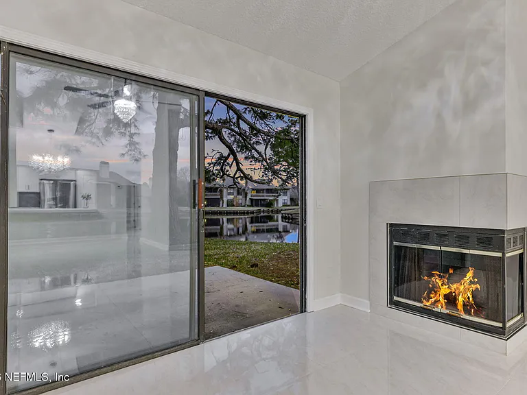 181 Aruba Ln — Photo 74