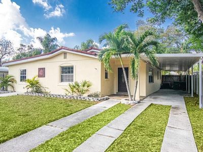 2911 W Winthrop Rd, Tampa, FL, 33611