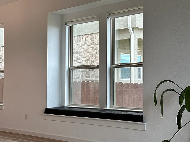 8009 Copper Prairie Bnd — Photo 3