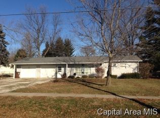 507 W Cherokee St, Morrisonville, IL 62546