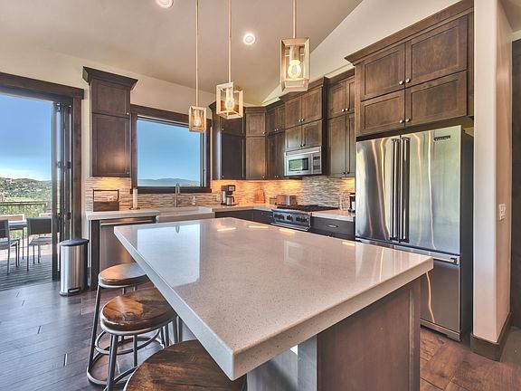 3rd image of 3793 Blackstone Dr #3D