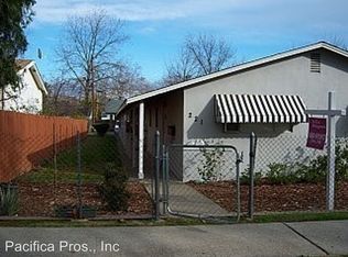 221 D St APT A, Roseville, CA