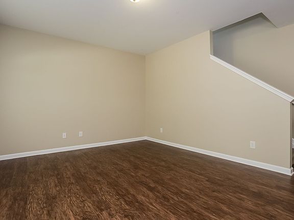 5th image of 4211 Oak Field Dr