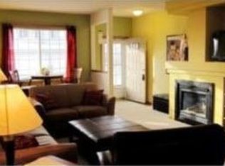 3210 Juniper Cir APT F, Woodbury, MN 55125