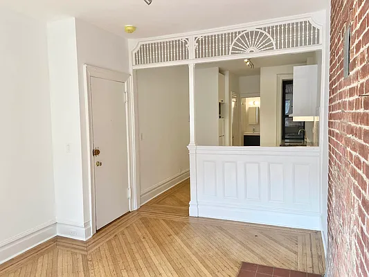 Rented by Brown Harris Stevens | media 15