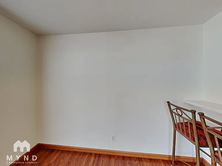 8042 Laurena Ave — Photo 13