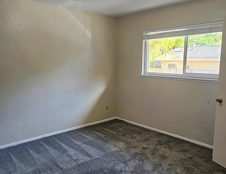 511 Walnut Ave #A — Photo 3
