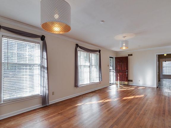 5th image of 5152 Norich Ave