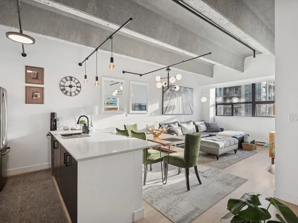 615 Belmont St #610, New Westminster, BC V3M 6A1