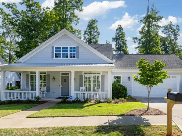 746 Markhams Dr, Madison, GA 30650