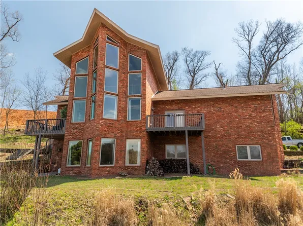 22047 Dawn Hill Rd E, Siloam Springs, AR 72761