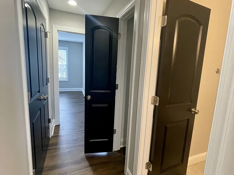 105 Emanuel Ct #1 — Photo 33