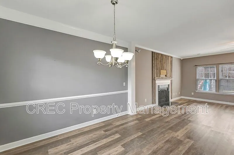 Building Photo - 3050 Argyll Dr