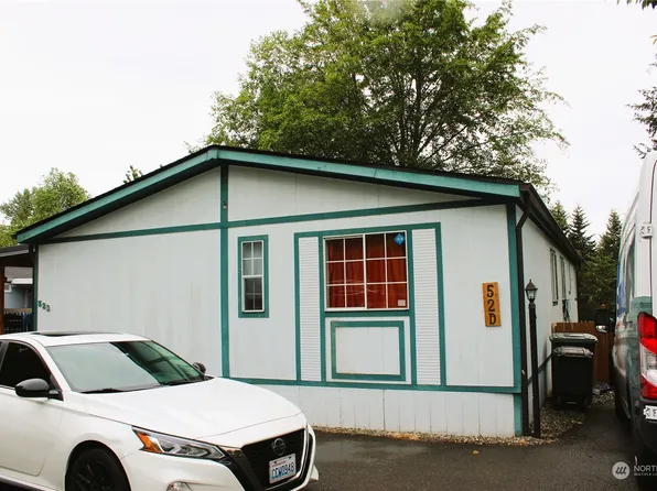 7701 Hardeson Road #52D, Everett, WA 98203