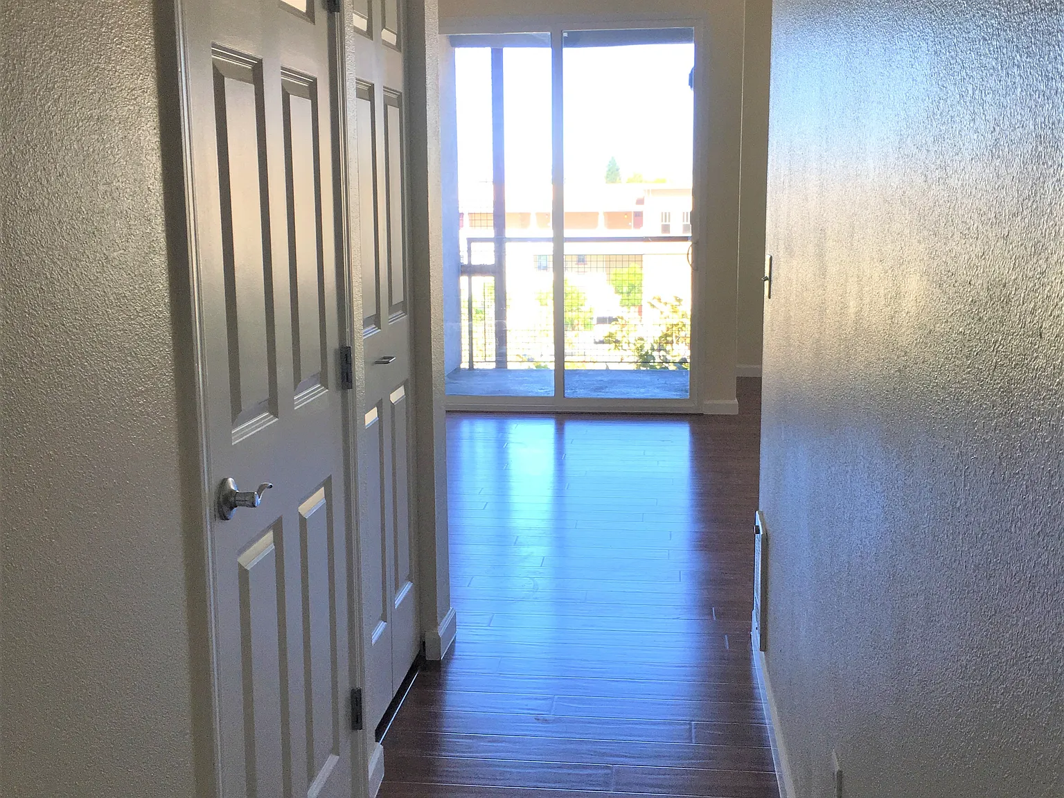 1 bed, 625 sqft, $2,350 — Photo 2