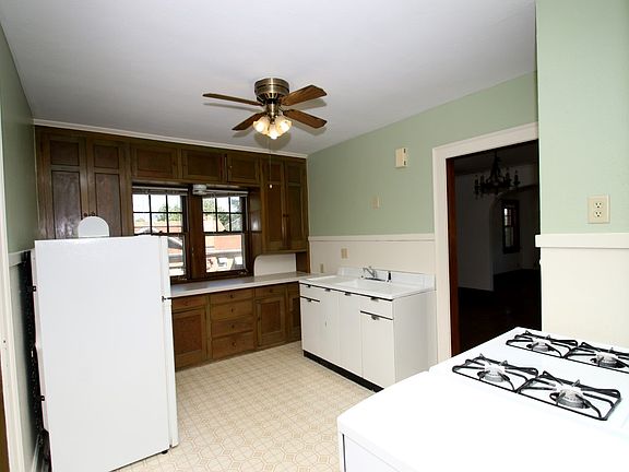 3rd image of 1404 20th Street
