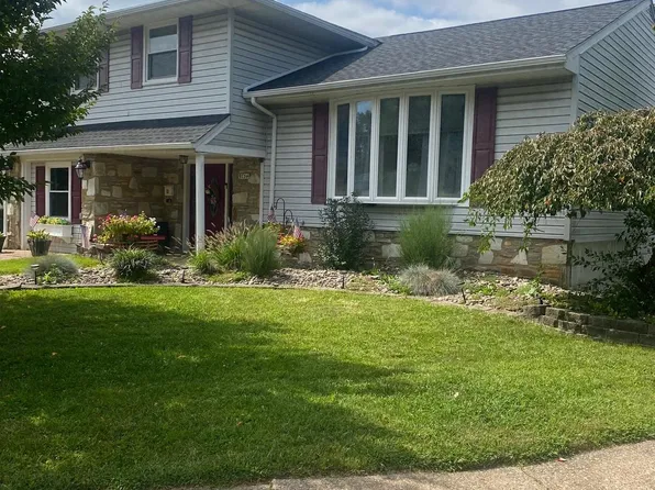 9734 Laramie Rd, Philadelphia, PA 19115