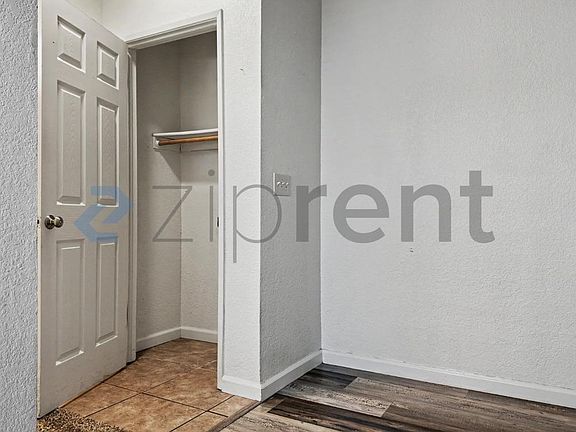 5th image of 1812 Cirby Way #B