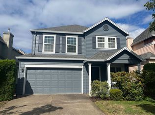 553 NE 64th Ct, Hillsboro, OR 97124