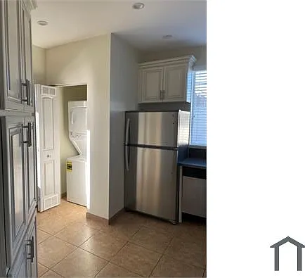 953 N Normandie Ave #300 — Photo 14