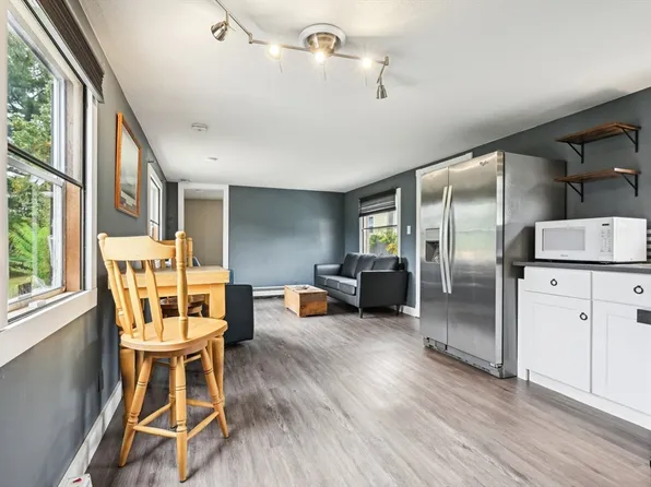 170 Rockland St #9, Hingham, MA 02043