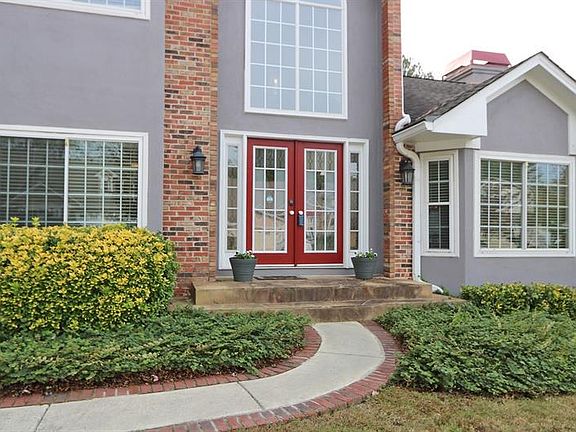 2nd image of 2342 Oakwood Way SE #0