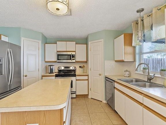 5th image of 4506 Horseshoe Pick Ln