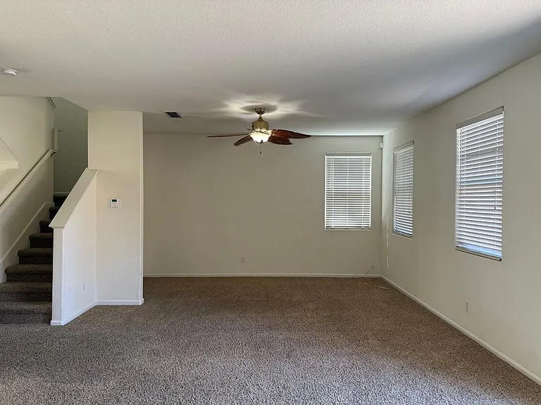 2931 Logansport Way — Photo 19