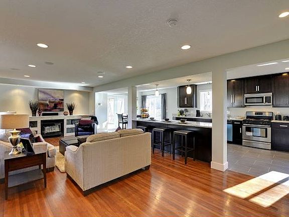 Main Level Great Room