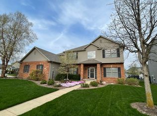 2111 Vale St, Champaign, IL 61822