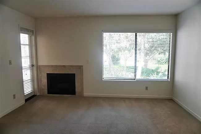 5765 Friars Rd — Photo 4