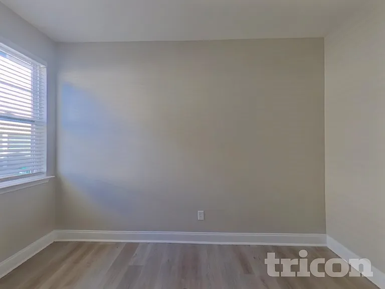 338 Bronze Dr — Photo 13