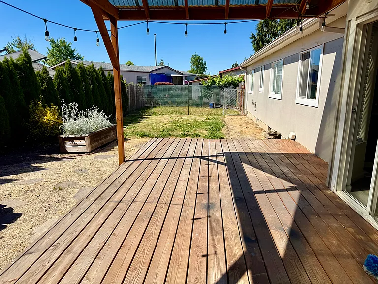 5067 Royal Ave — Photo 13