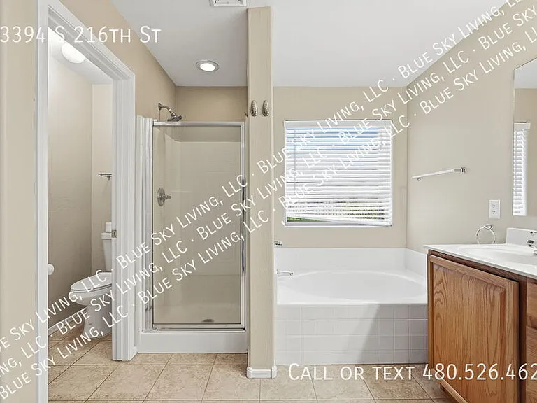 23394 S 216th St — Photo 36