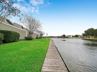 5 April Point Dr S #5, Montgomery, TX 77356