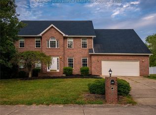 1018 Wethersfield Xing, Hurricane, WV 25526