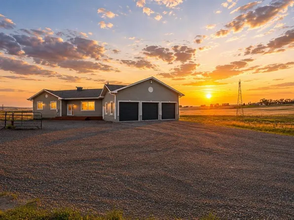 354177 76th St E, Foothills County, AB T1S 5W9