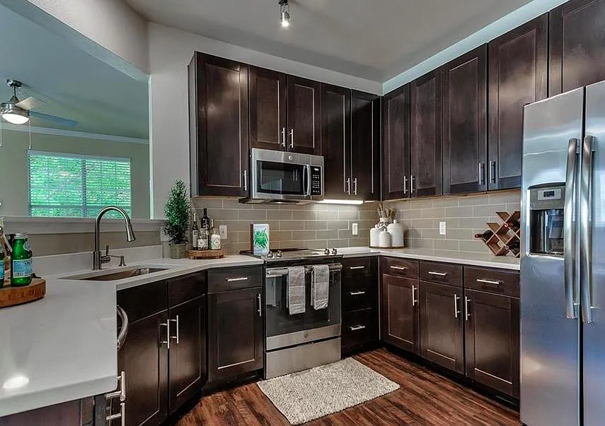 2 bed, 1143 sqft, $2,270 — Photo 1