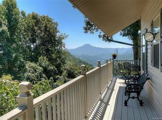 387 New Mountain High Pkwy, Green Mountain, NC 28740