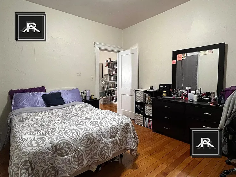 213 Harvard Ave #4A — Photo 3